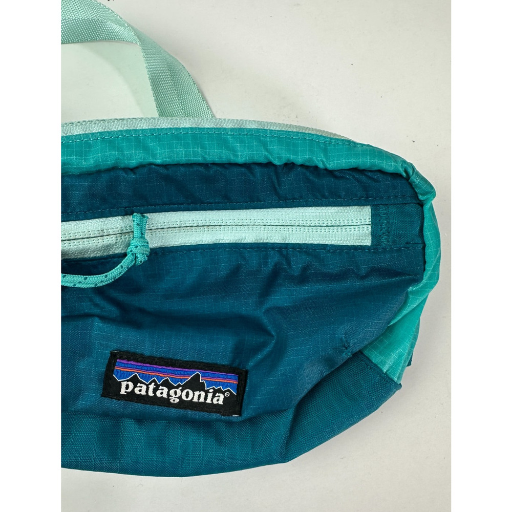 Patagonia Ultralight Black Hole Mini Waist Teal Blue Belt Bag Fanny Pack One Sz - Picture 3 of 8